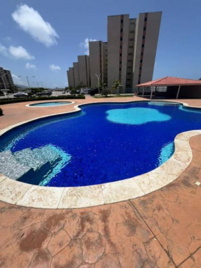 Cómodo Apartamento 3 Hab a solo 5 min CC La Vela